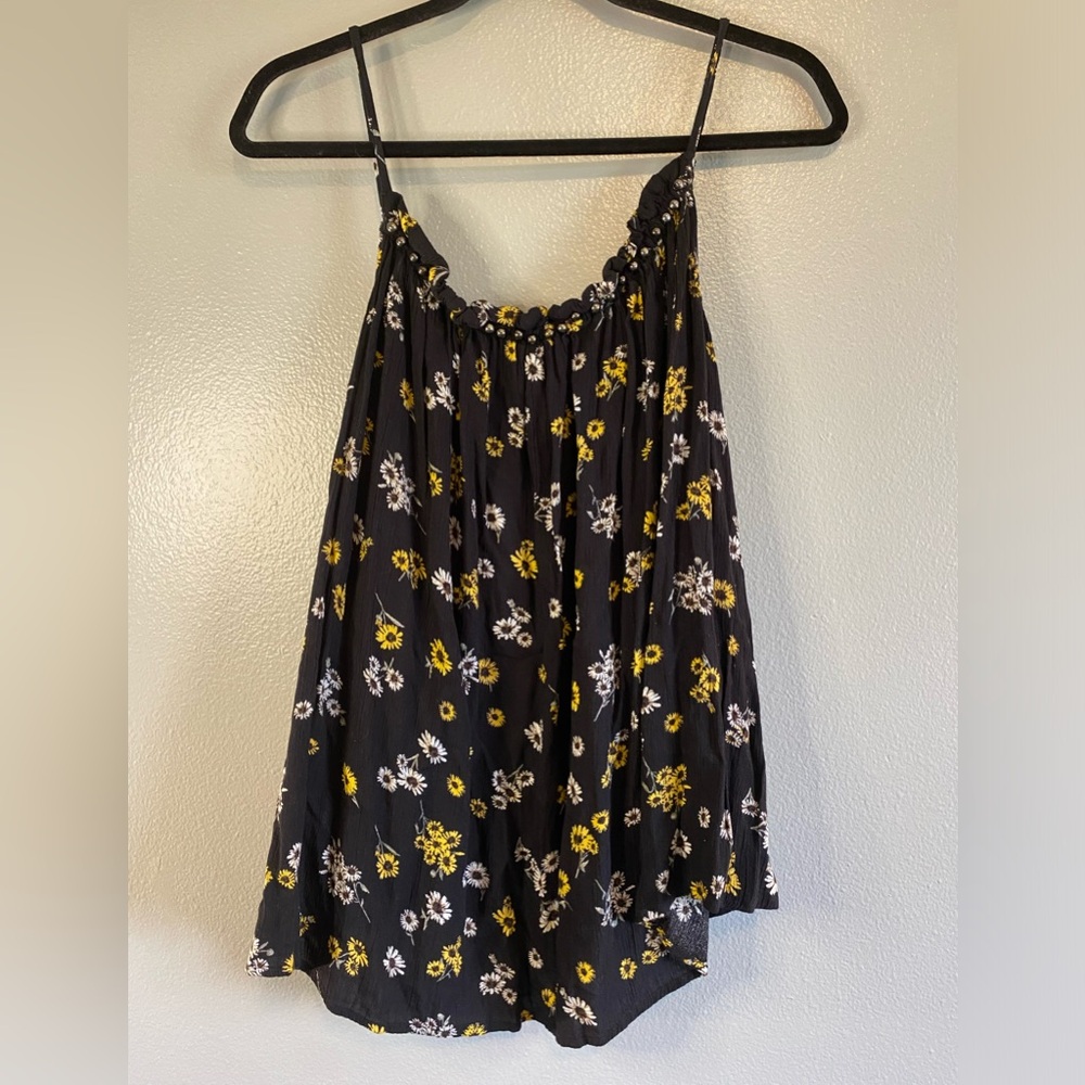 Maurices Size 1X black floral adjustable spaghetti strap top